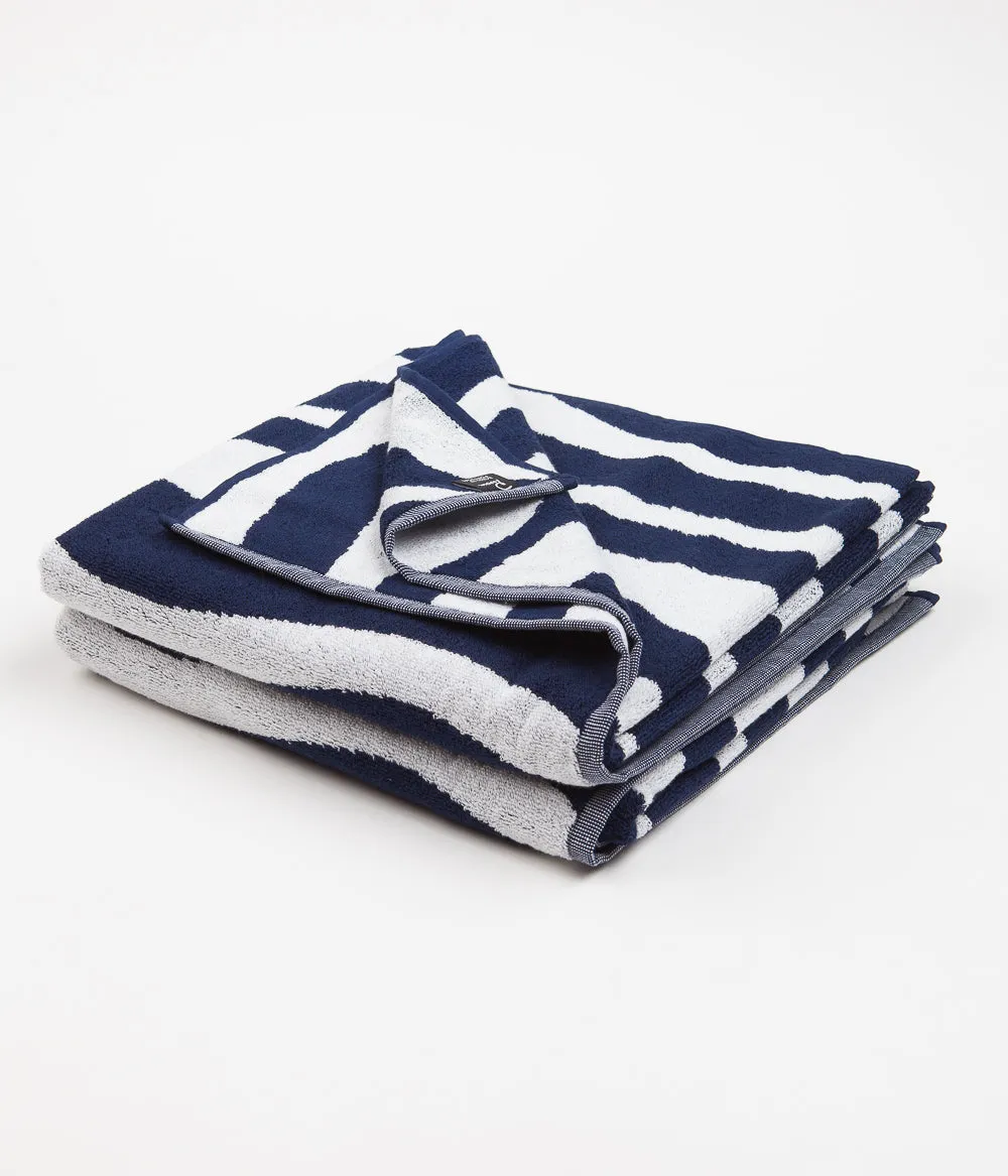 by Parra Waves Of The Navy Bath Towel (2 Pack) - Navy / White