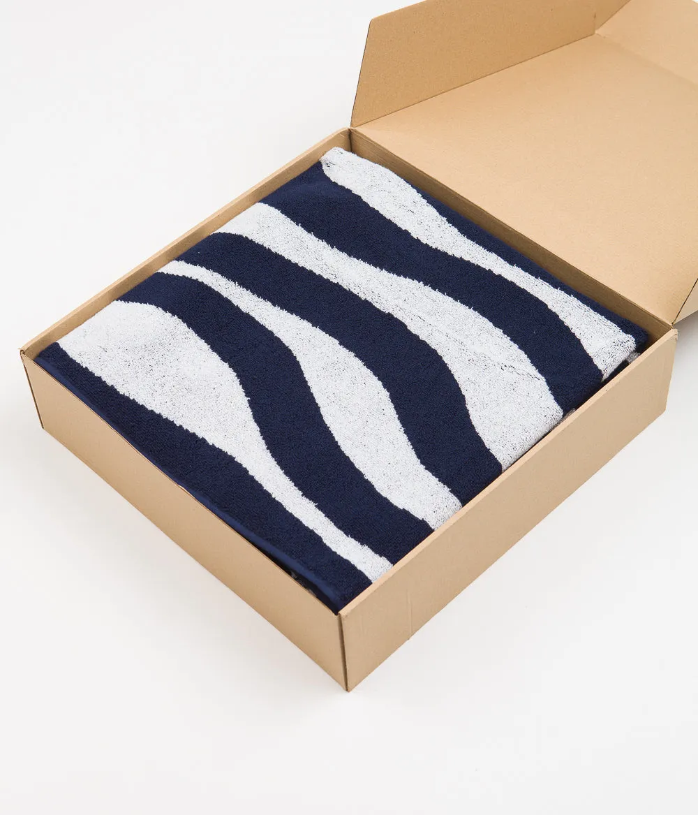 by Parra Waves Of The Navy Bath Towel (2 Pack) - Navy / White