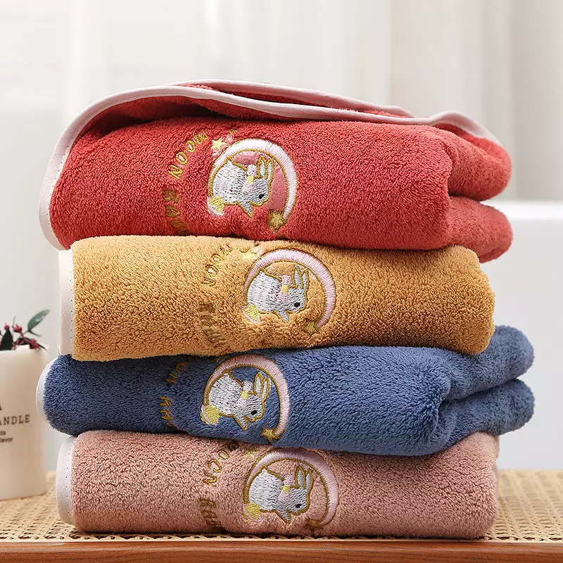 Coral velvet thickened high-end bath towel embroidered with moon