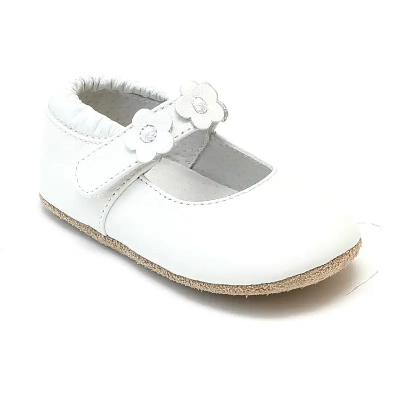 L'Amour Infant Girls White Flower Trio Mary Janes