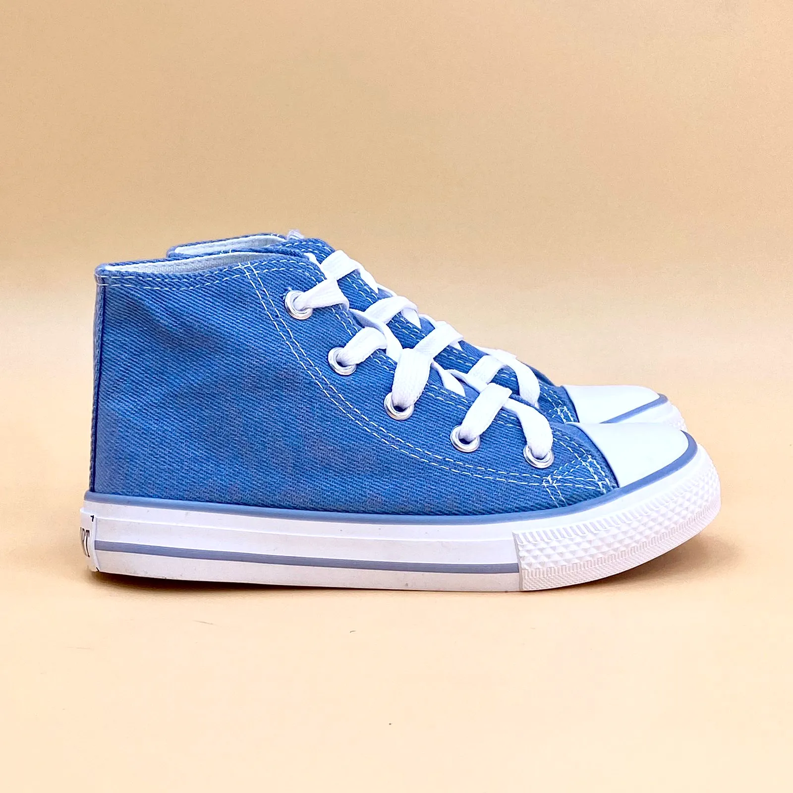 NEW ,  KIDS SHOES HIGH NECK K77777 SIZE 31-36