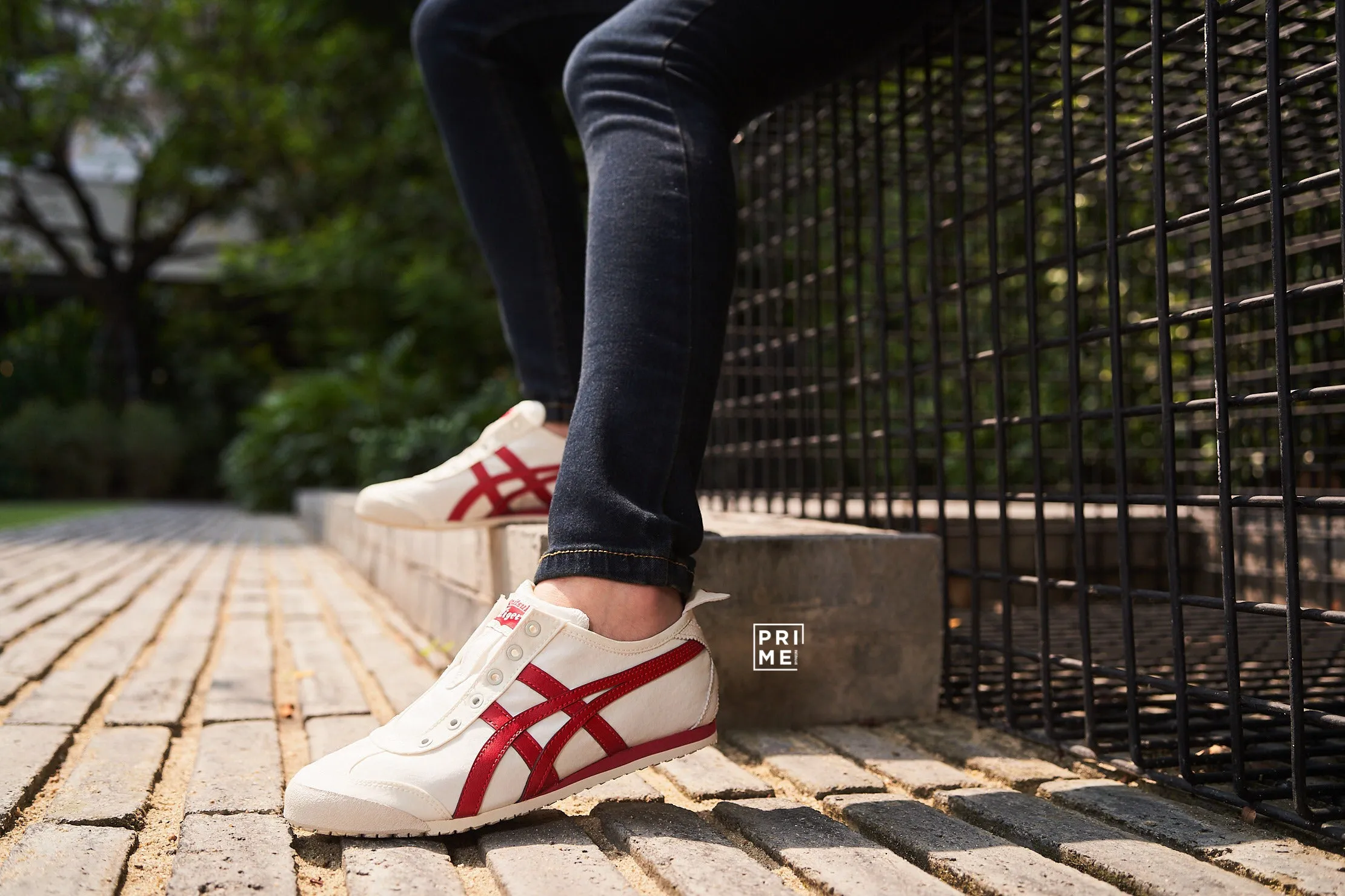 Onitsuka Tiger Mexico66 Slip on Cream/Red (D3K0Q-0023)