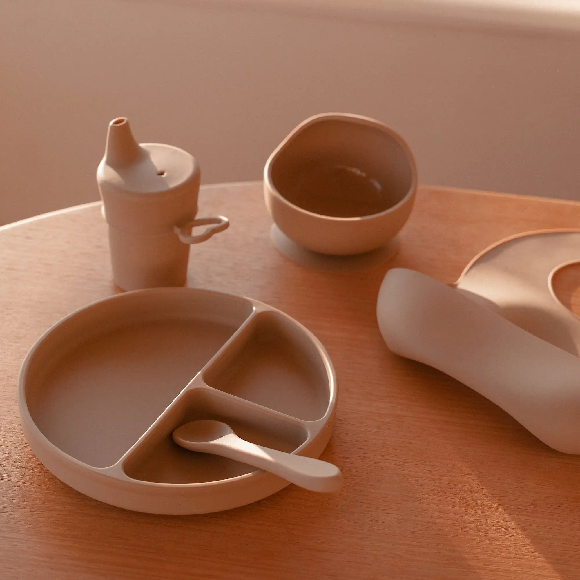 Silicone Baby Feeding Set — Sand Dune